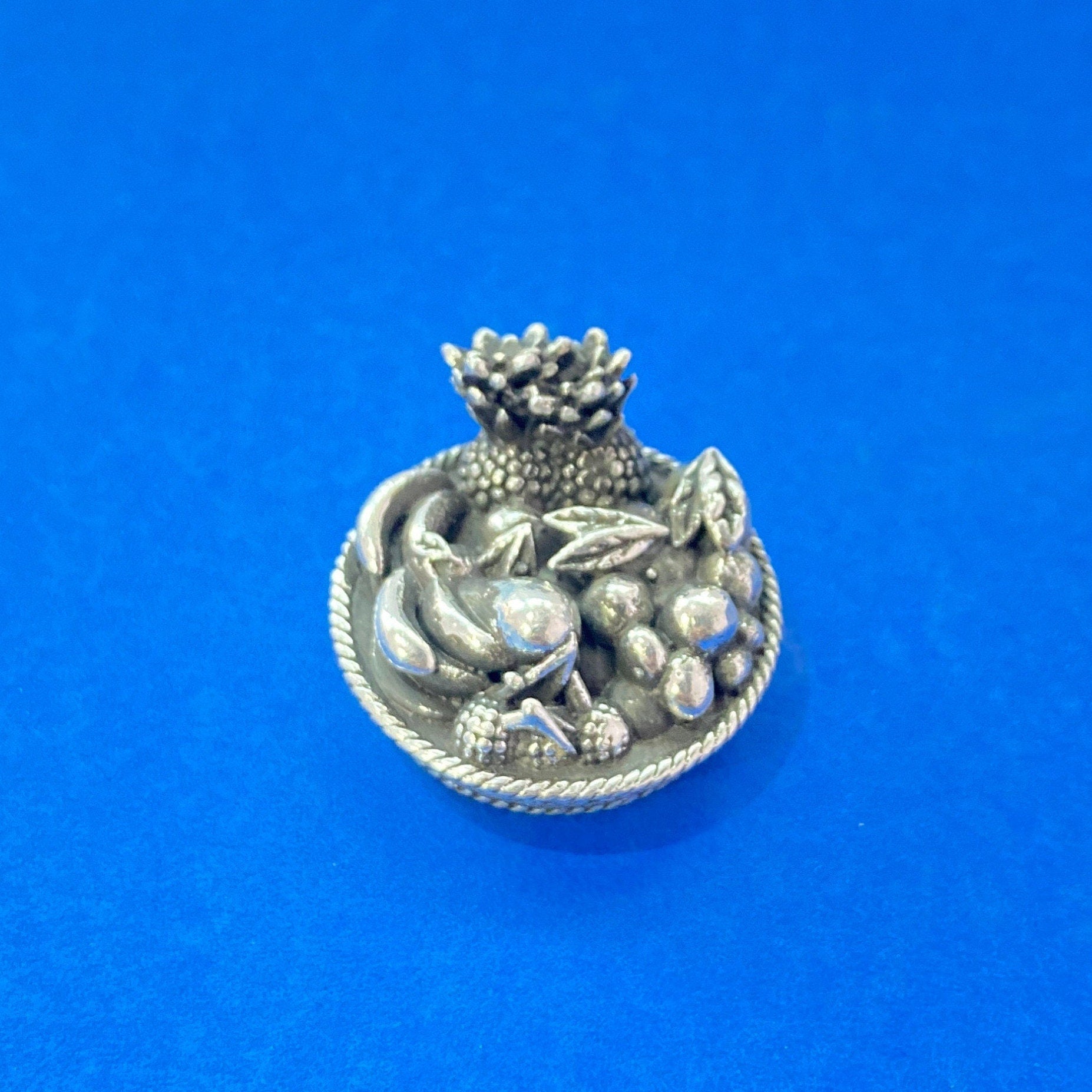 925 Sterling Silver Fruitbasket of Temple /