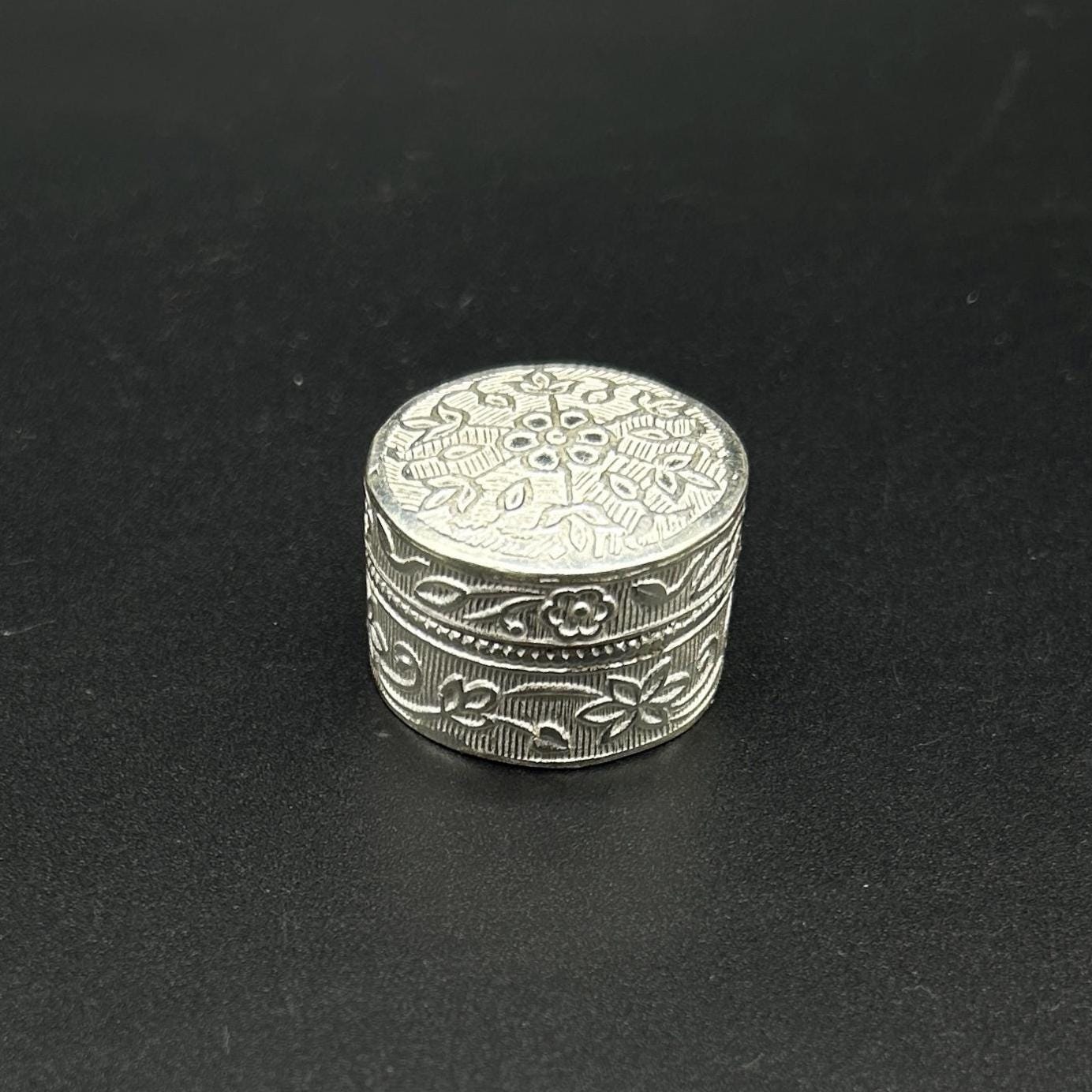 925 sterling silver trinket box, kajal box/casket box bridal round shape sindhur box collection, container box, eyeliner box gifting