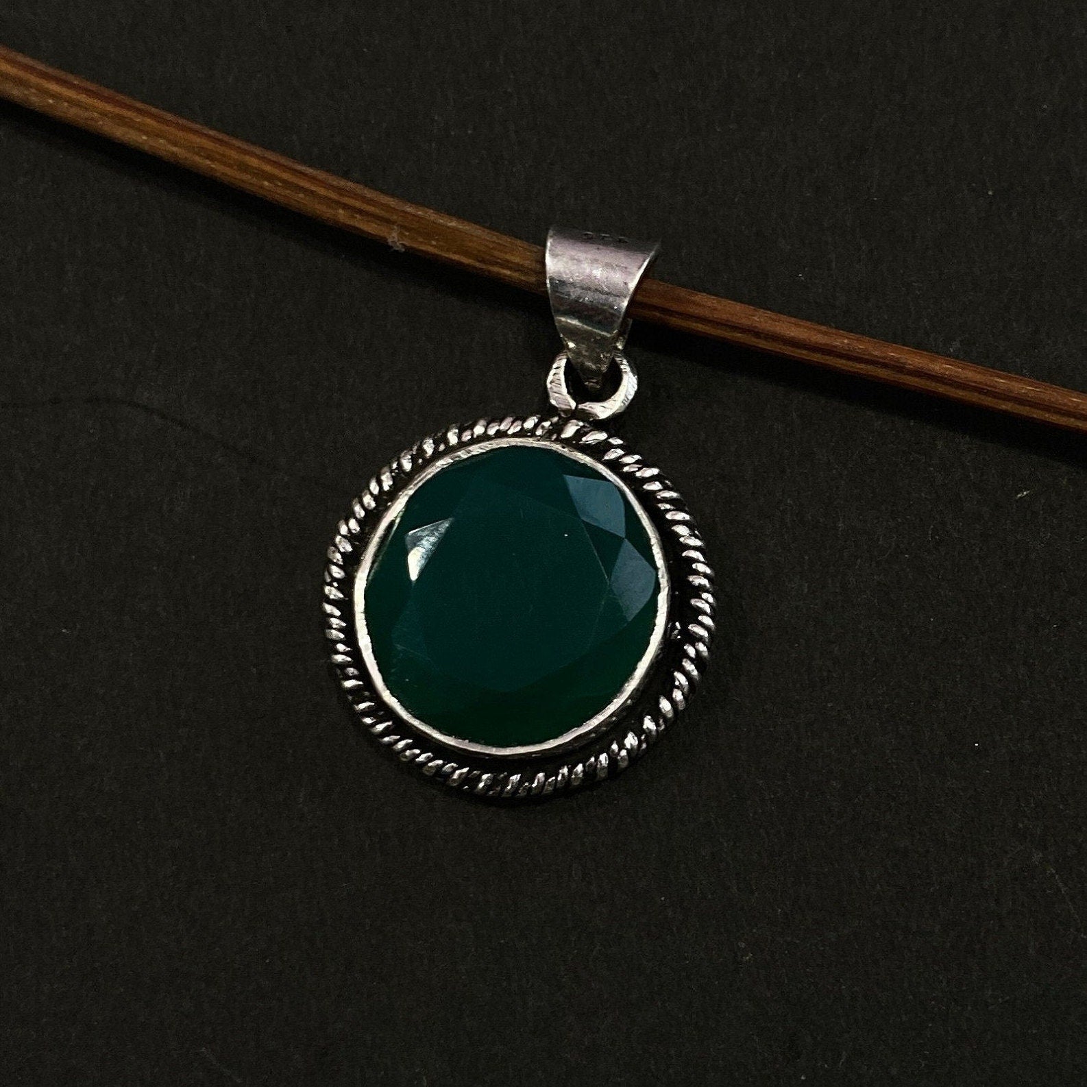 Natural Faceted Green Onyx Silver Pendant - 925 Sterling Silver Pendant -Designer Smooth Gemstone Pendant -Handcrafted Jewelry- Gift For Her