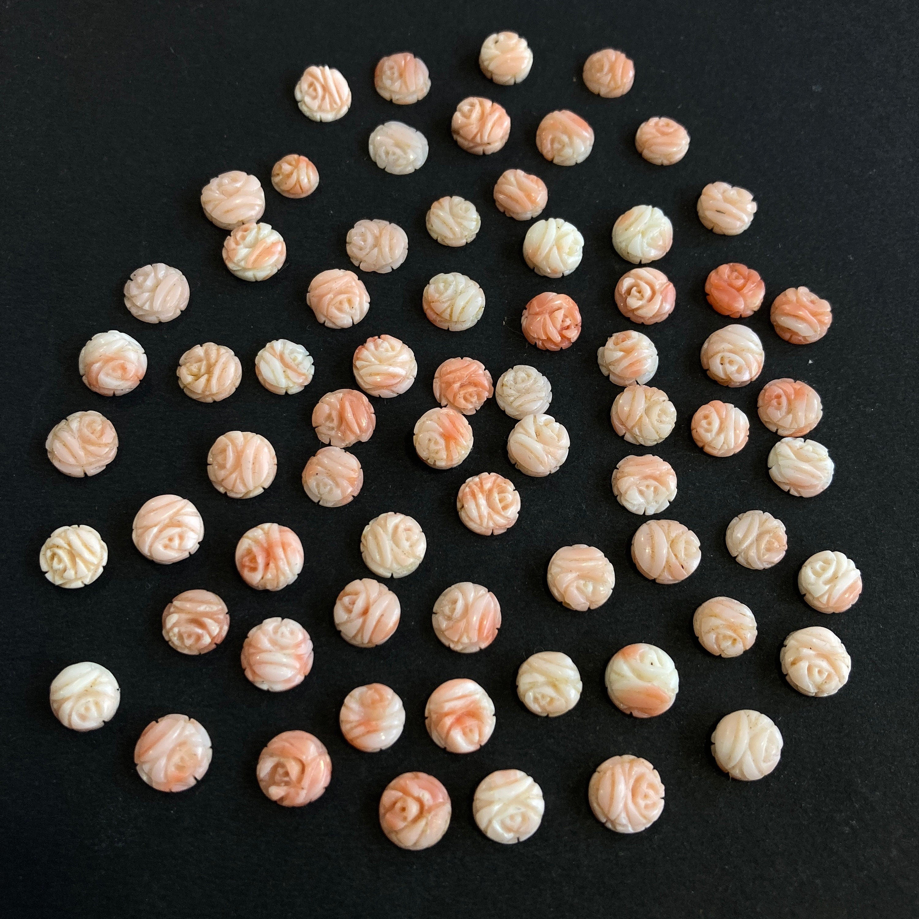 7mm-8mm Coral Carving/ Beautiful Coral / Natural Coral Carving/ Natural Coral / Round Coral / Carving Loose Gemstone