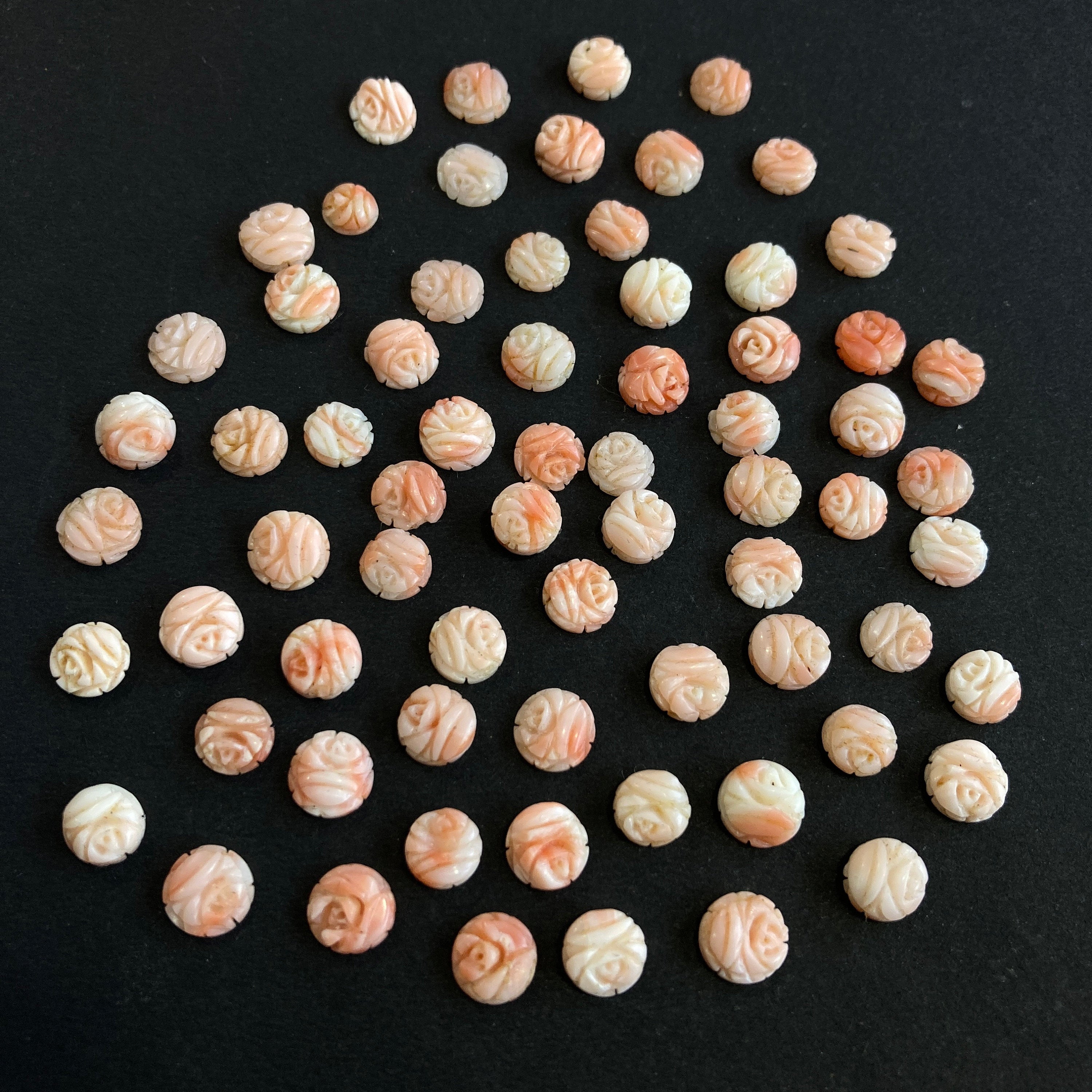 7mm-8mm Coral Carving/ Beautiful Coral / Natural Coral Carving/ Natural Coral / Round Coral / Carving Loose Gemstone