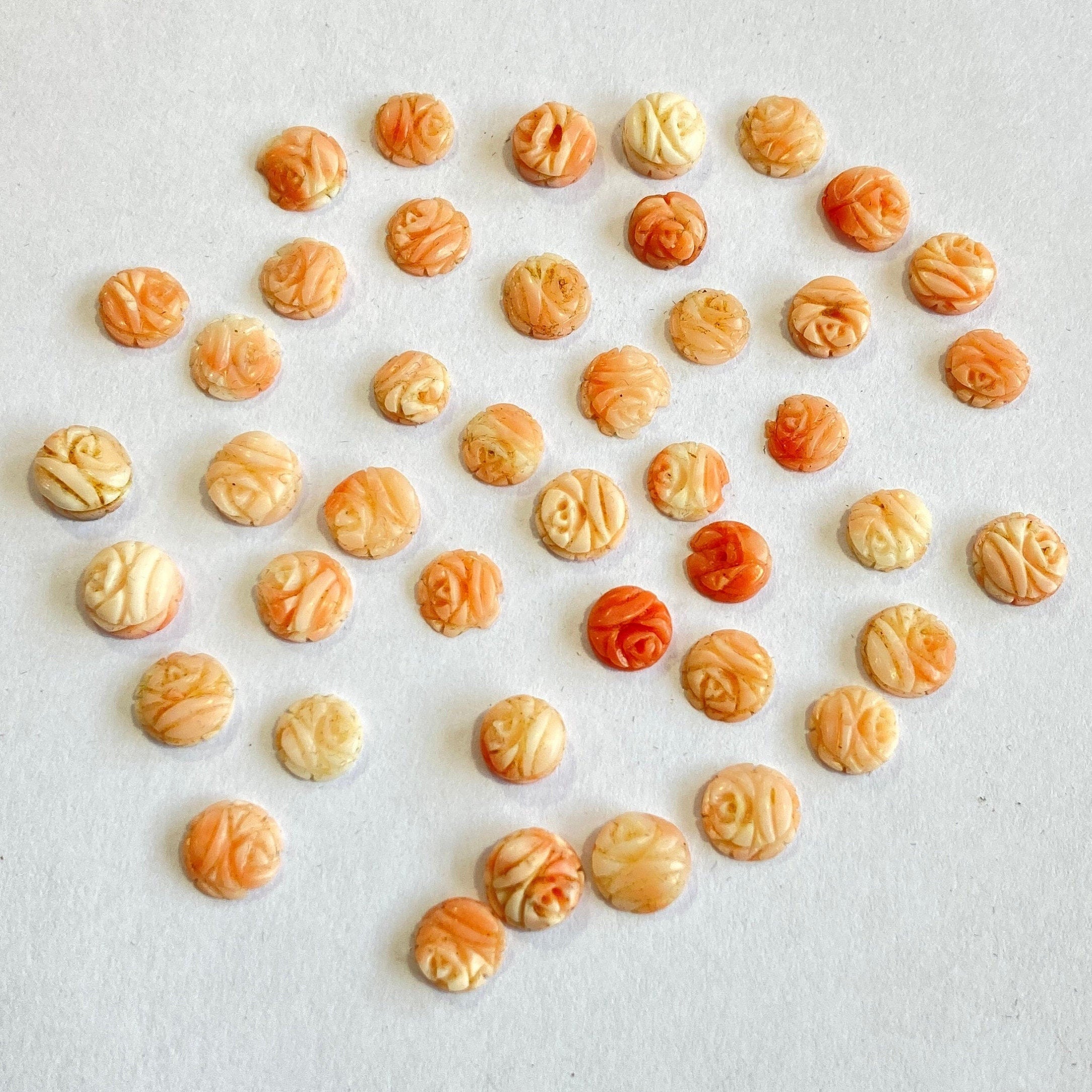 7mm-8mm Coral Carving/ Beautiful Coral / Natural Coral Carving/ Natural Coral / Round Coral / Carving Loose Gemstone