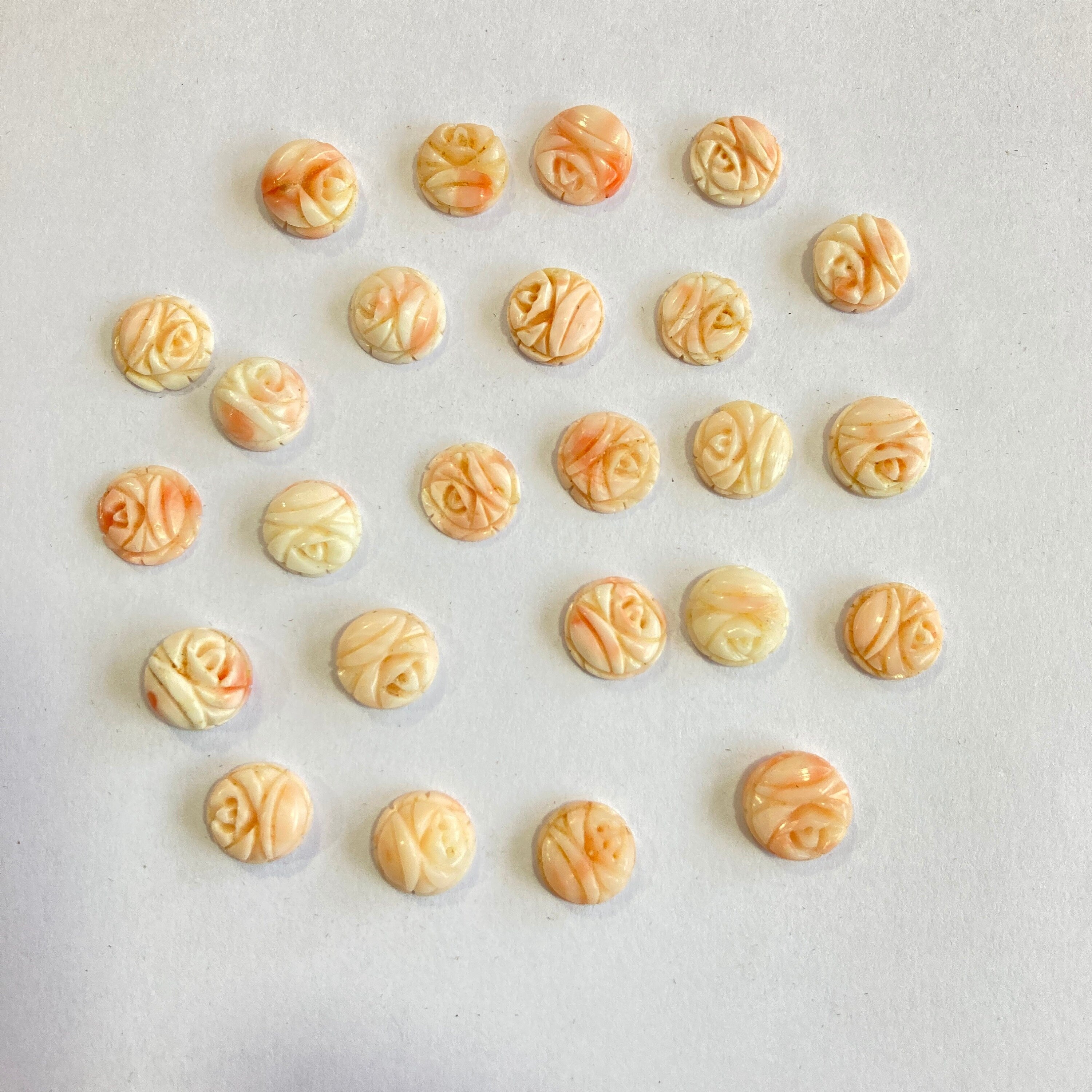10mm-11mm Coral Carving/ Beautiful Coral / Natural Coral Carving/ Natural Coral / Round Coral / Carving Loose Gemstone