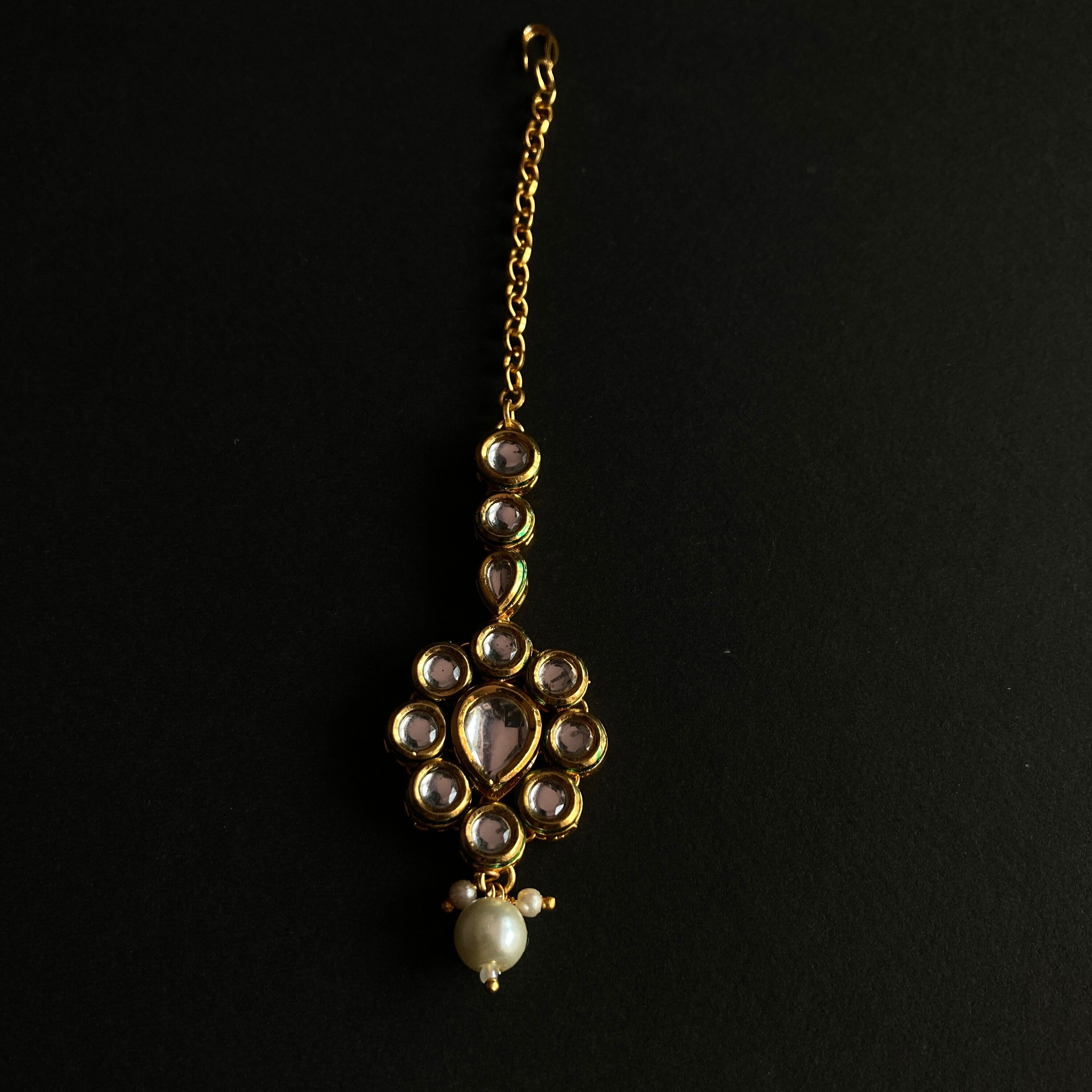 Kundan Mang Tikka /Classic Design Mang Tikka /Indian Traditional Rajasthani Tikka / Rajasthani Tikka/ Kudan Mena Mang Tikka /Indian jewelry