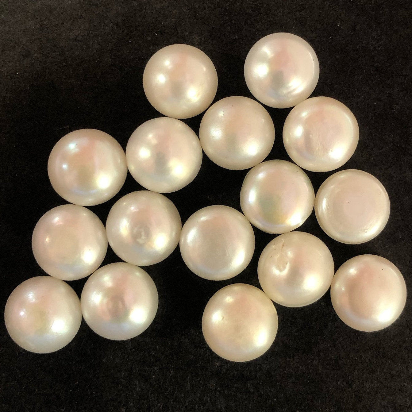 AA+ 11-11.5 mm Button Pearls, Good Quality, White Freshwater Pearl