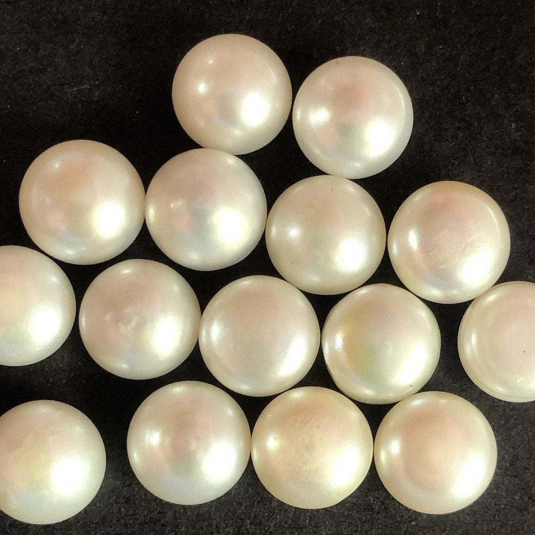 AA+ 11-11.5 mm Button Pearls, Good Quality, White Freshwater Pearl