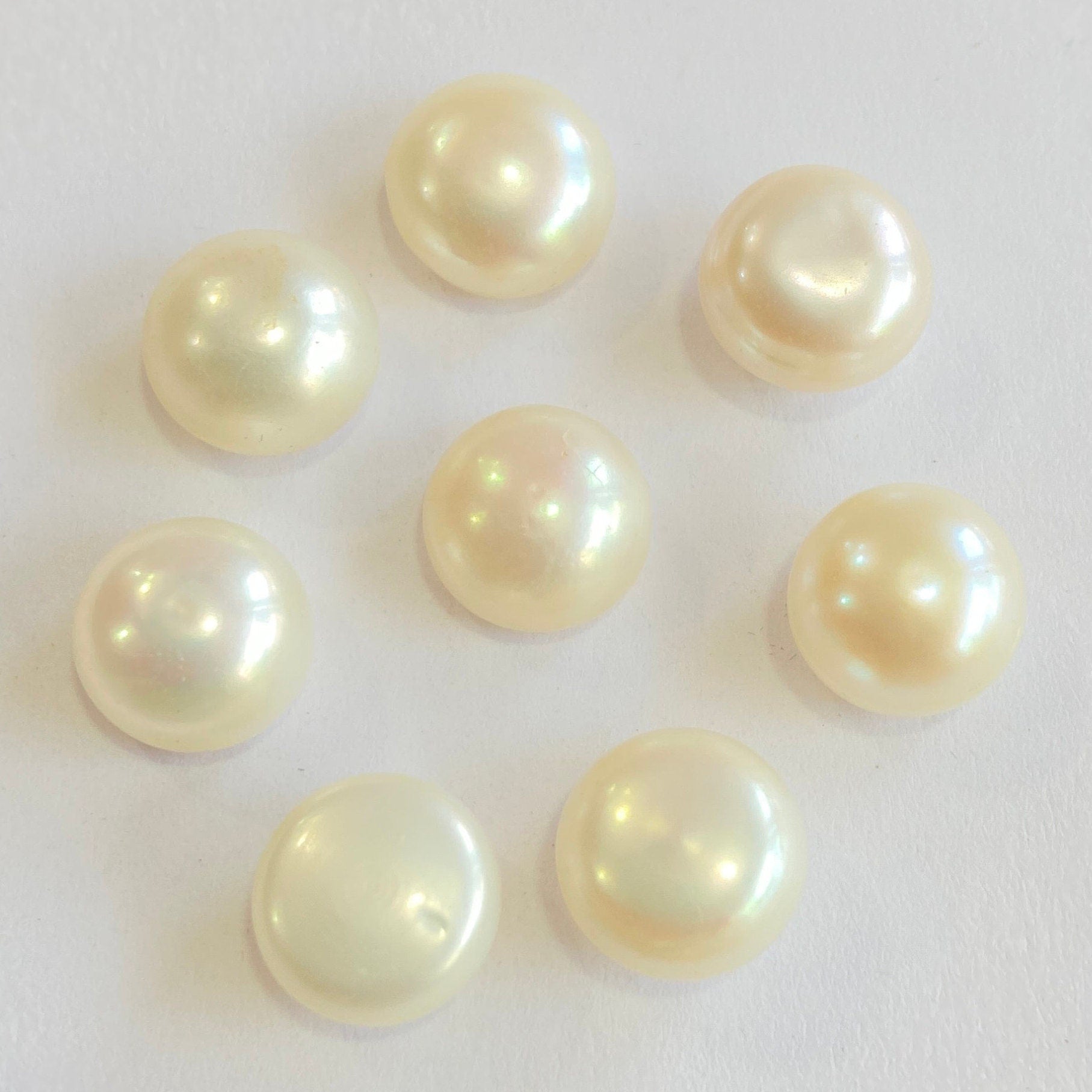 AA+ 11-11.5 mm Button Pearls, Good Quality, White Freshwater Pearl