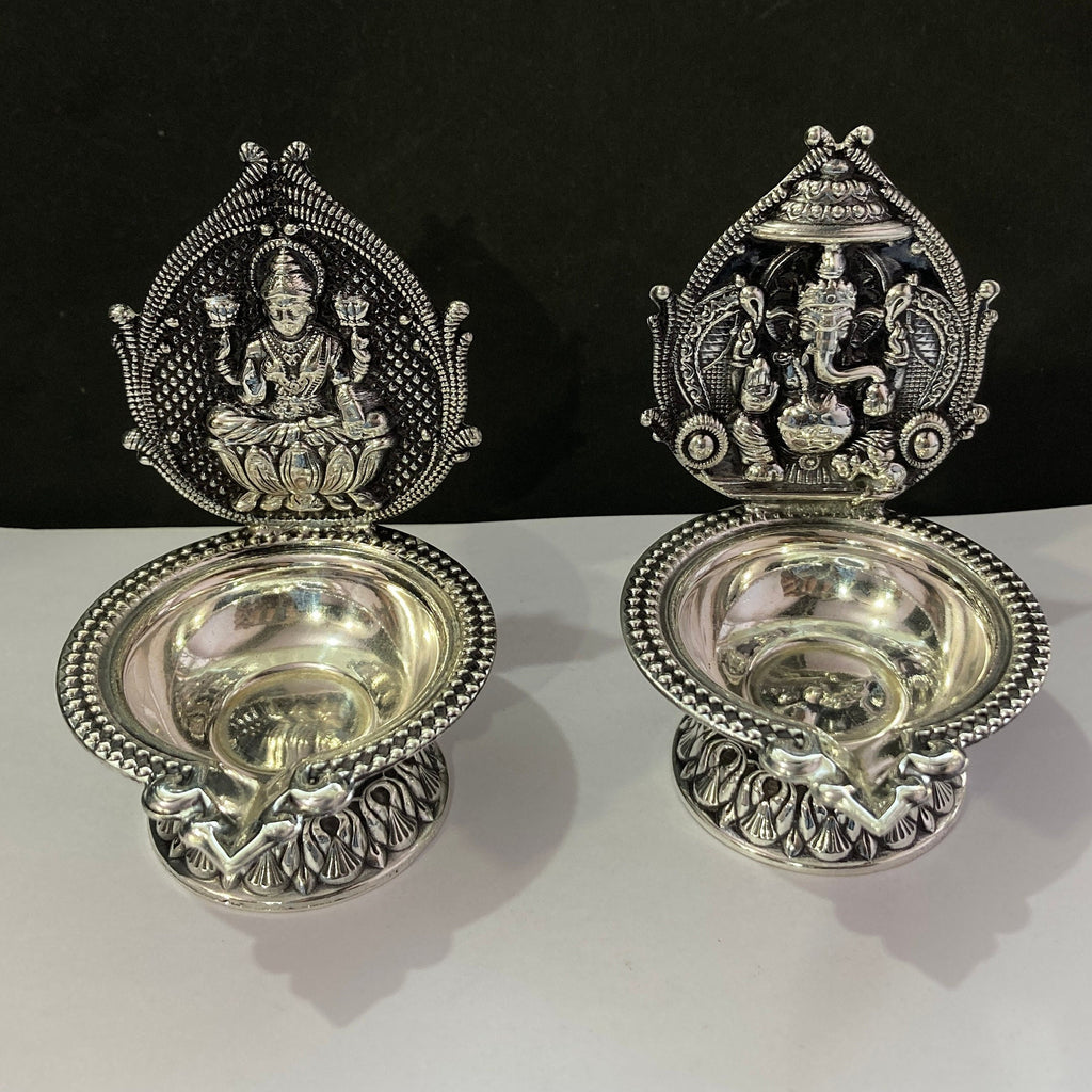 925 Sterling Silver Laxmi Ganesh Diya / Silver Antique Diya / Silver Deepam