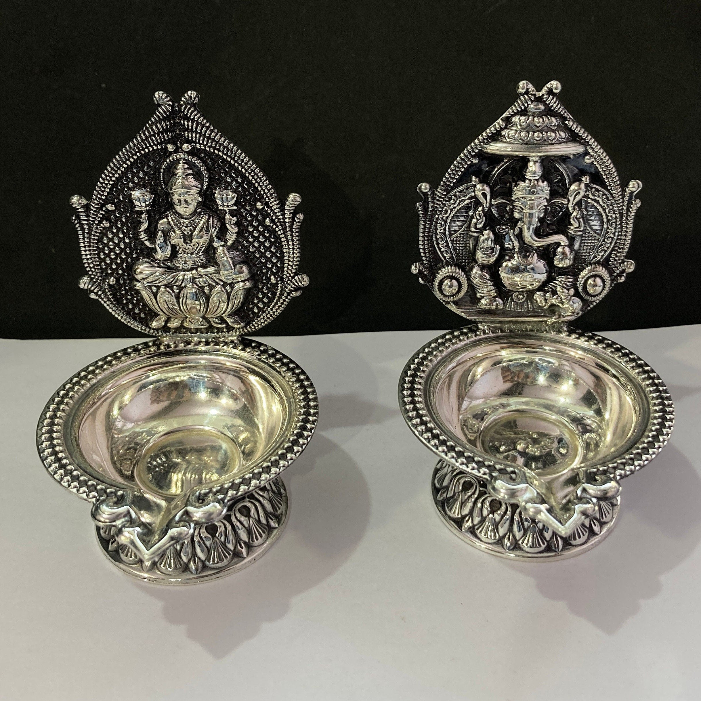 925 Sterling Silver Laxmi Ganesh Diya / Silver Antique Diya / Silver Deepam