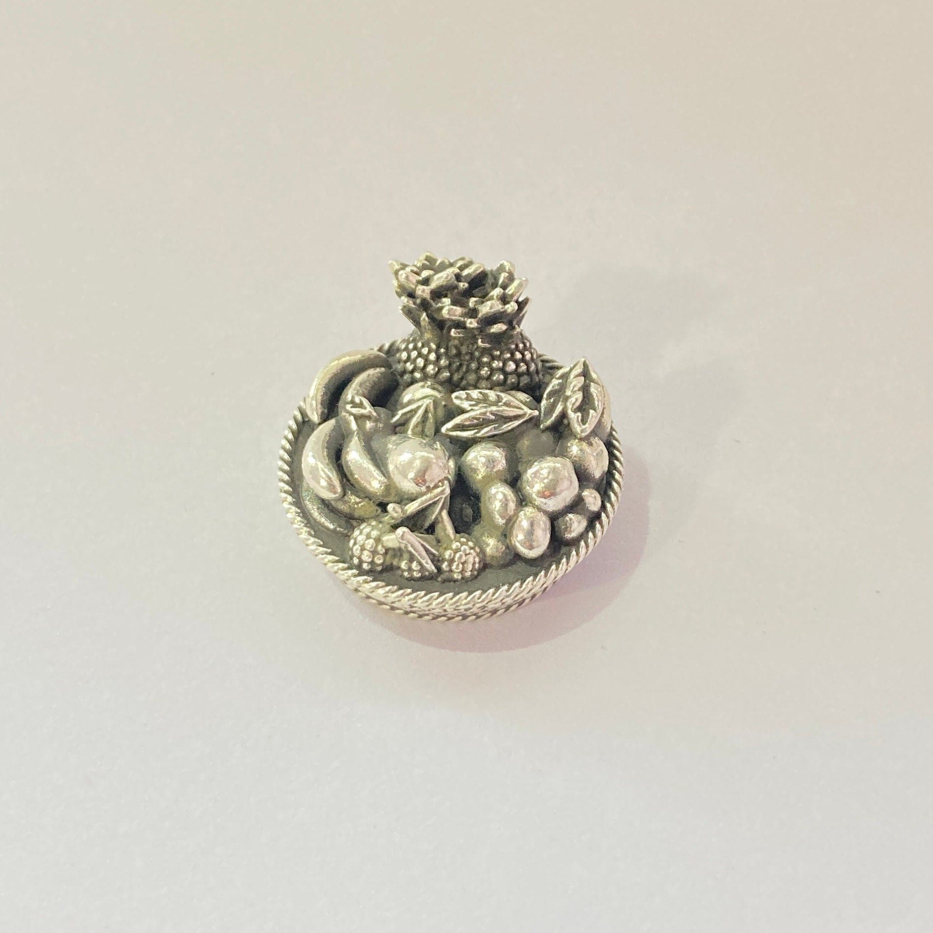 925 Sterling Silver Fruitbasket  of Temple /