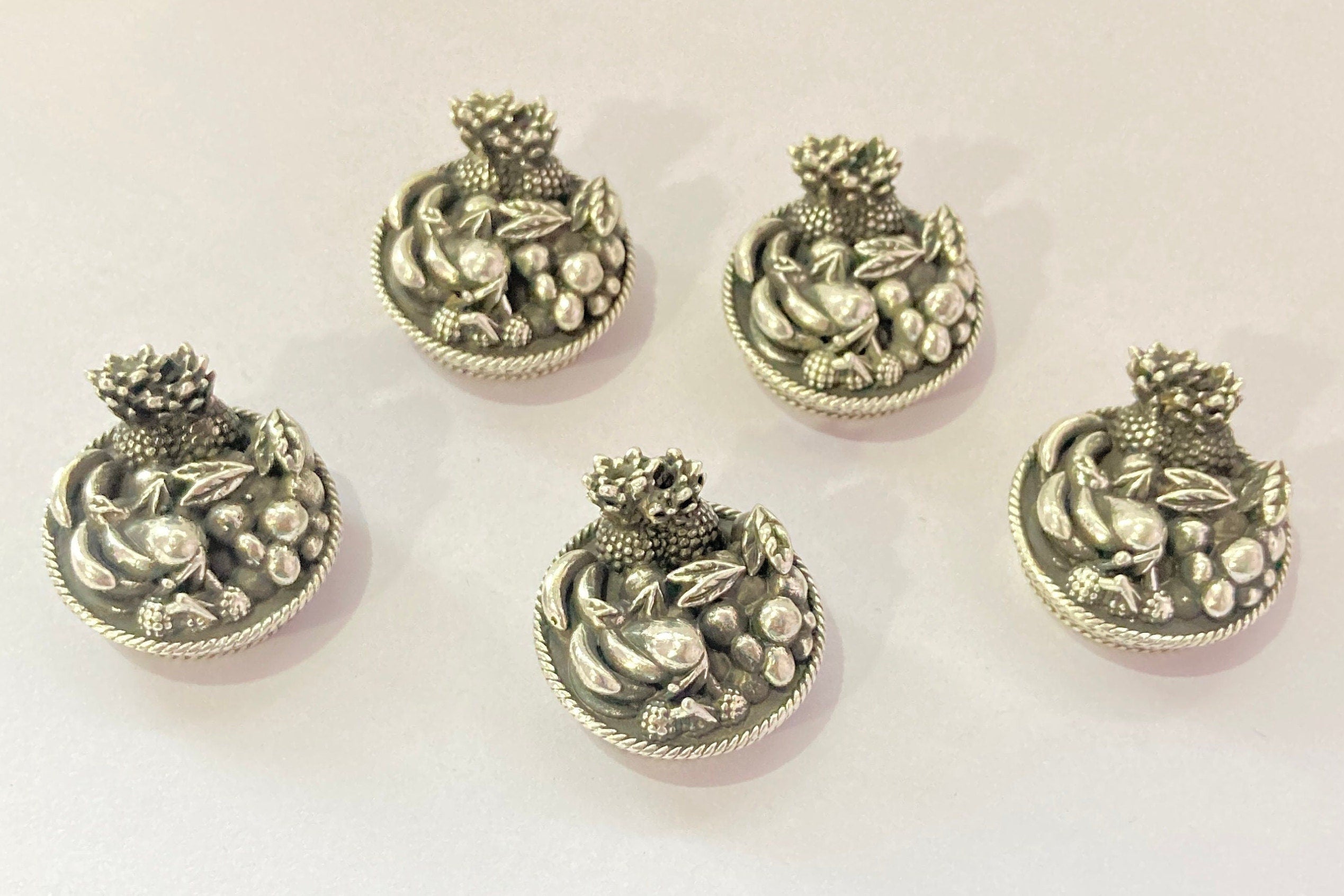 925 Sterling Silver Fruitbasket  of Temple /
