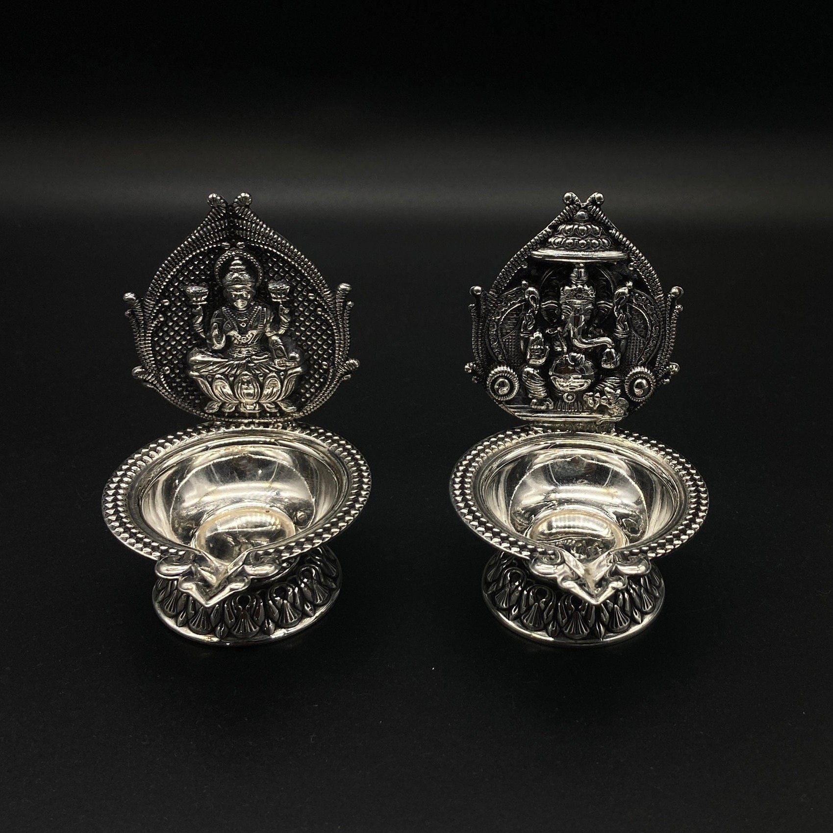 925 Sterling Silver Laxmi Ganesh Diya / Silver Antique Diya / Silver Deepam