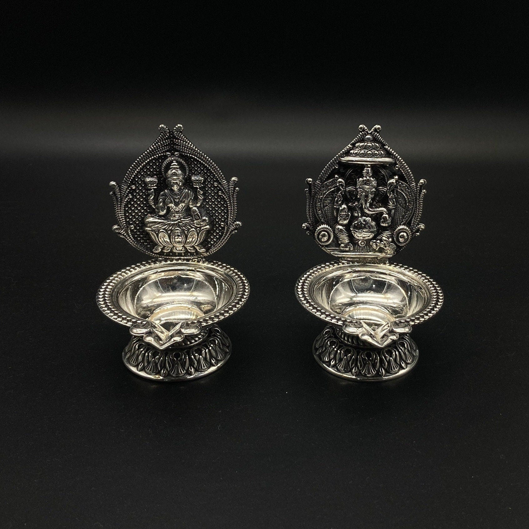 925 Sterling Silver Laxmi Ganesh Diya / Silver Antique Diya / Silver Deepam