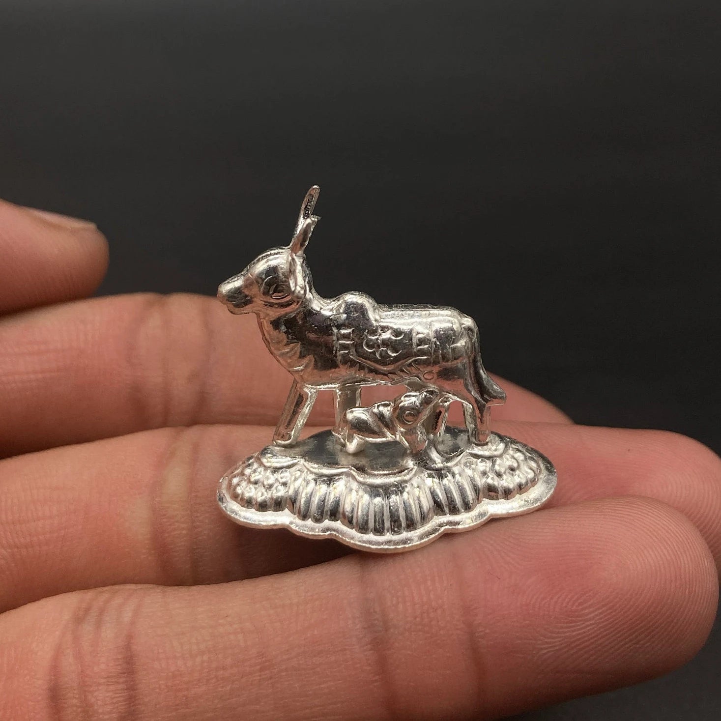 925 Sterling Silver Small Cow And Calf Idol