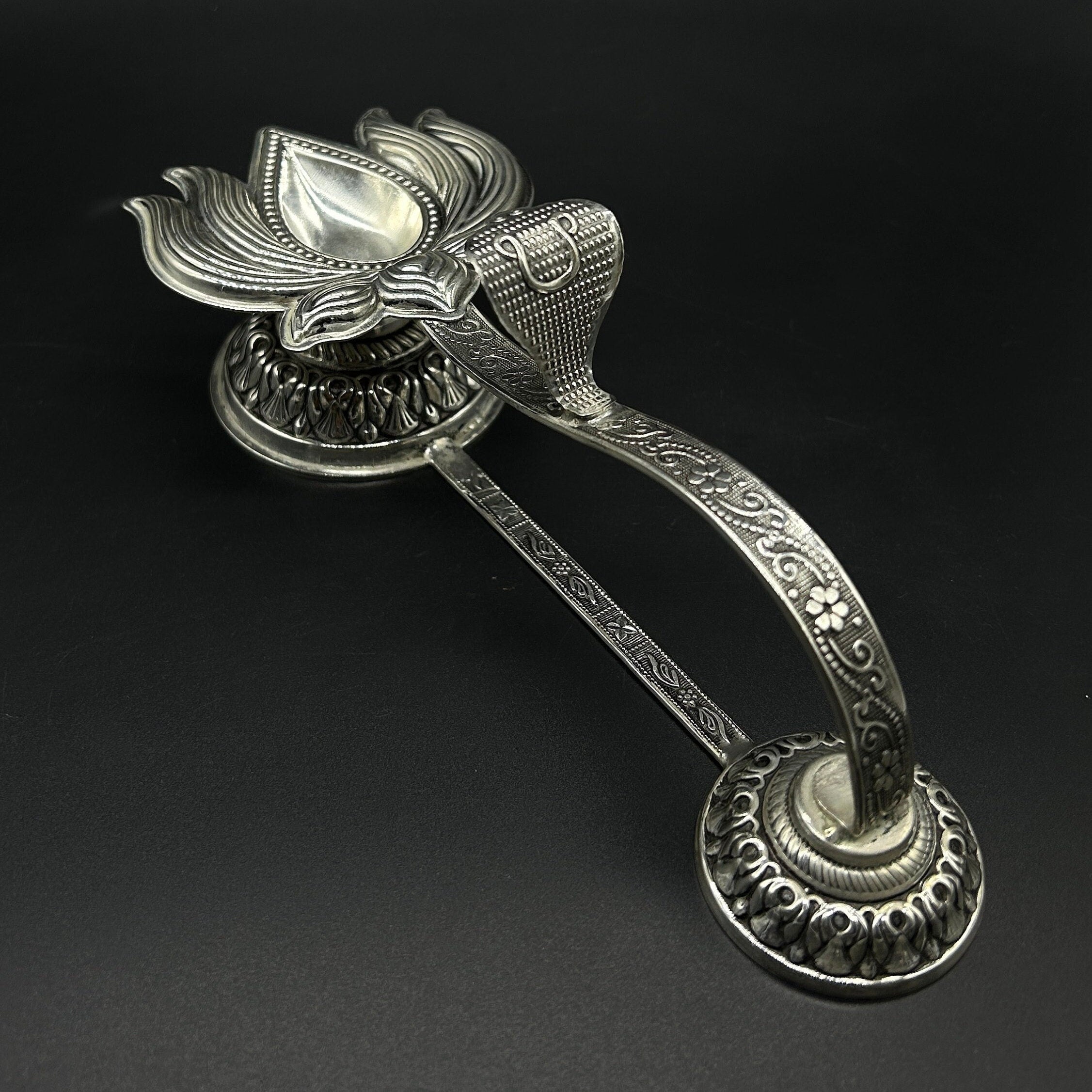 925 Sterling Silver Arti Stand