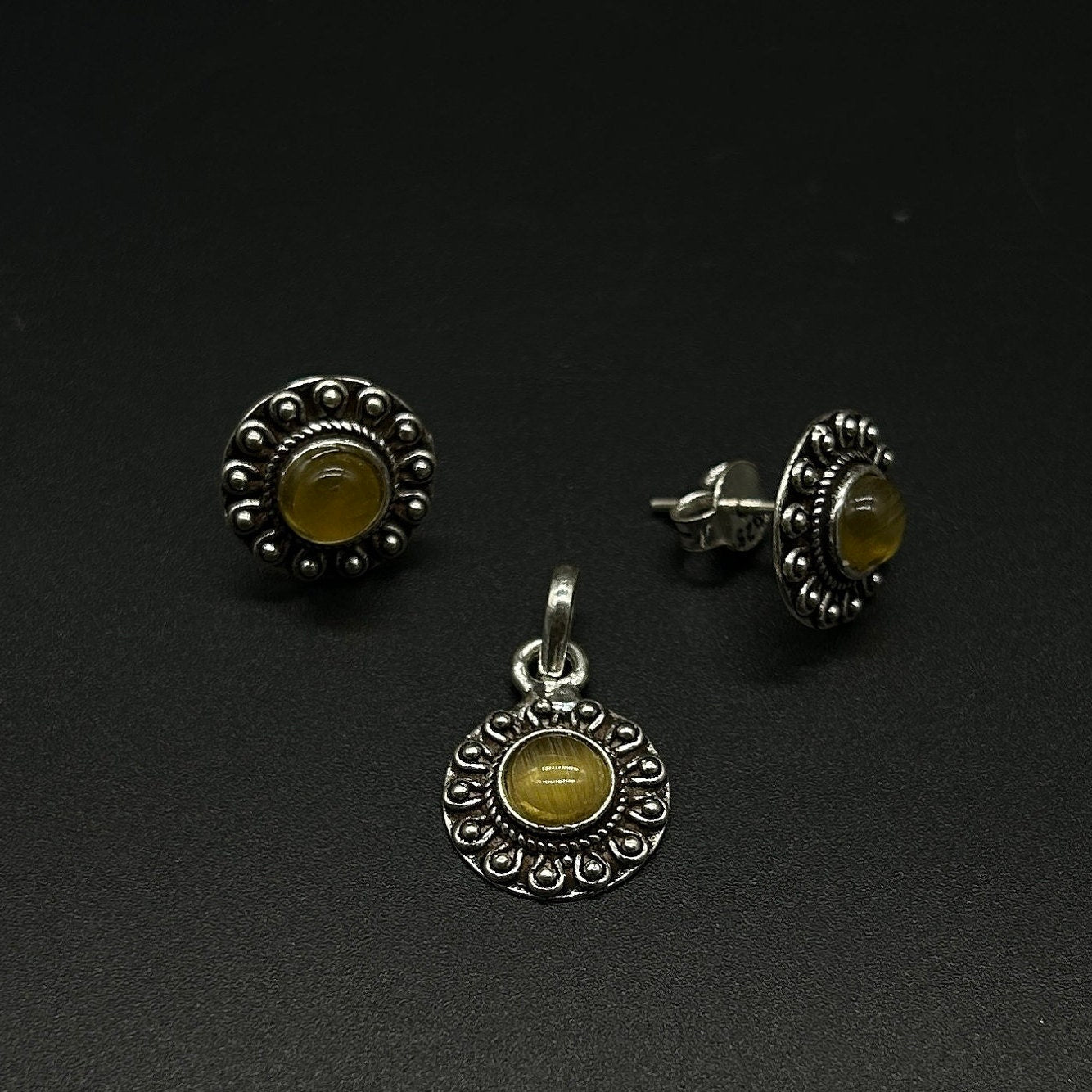 925 Sterling Silver Yellow Gemstone Pendant With Earing