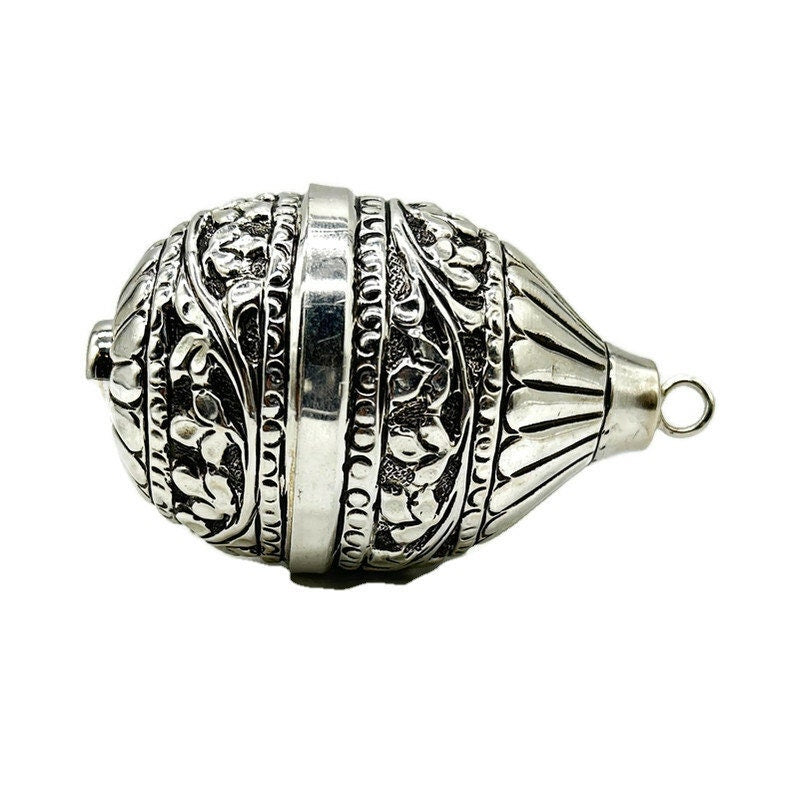 925 Sterling Silver Coconut / Nariyal For Puja.