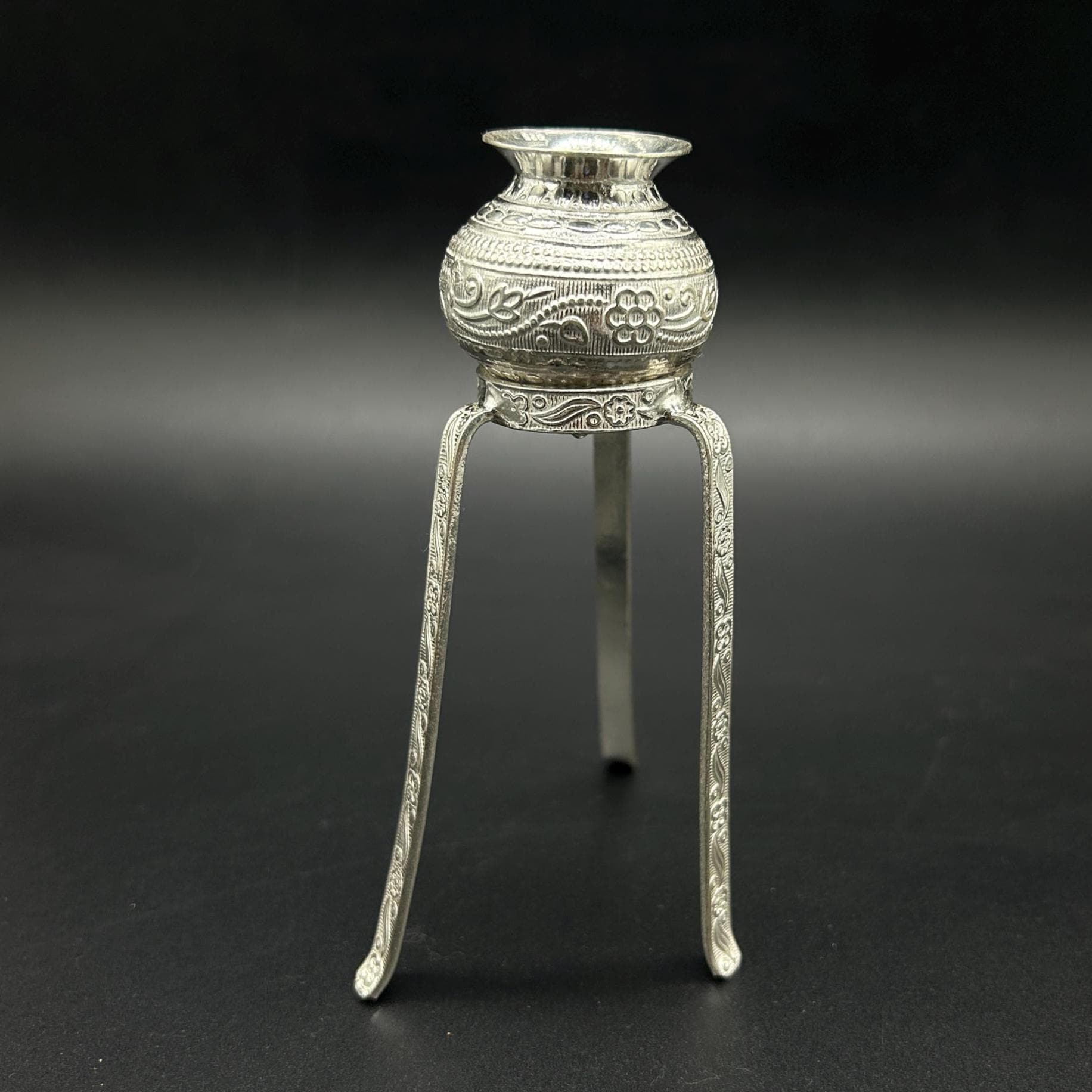 925 sterling silver handmade God shiva lingam water flow pot or puja kalash for Abhishek of lingam
