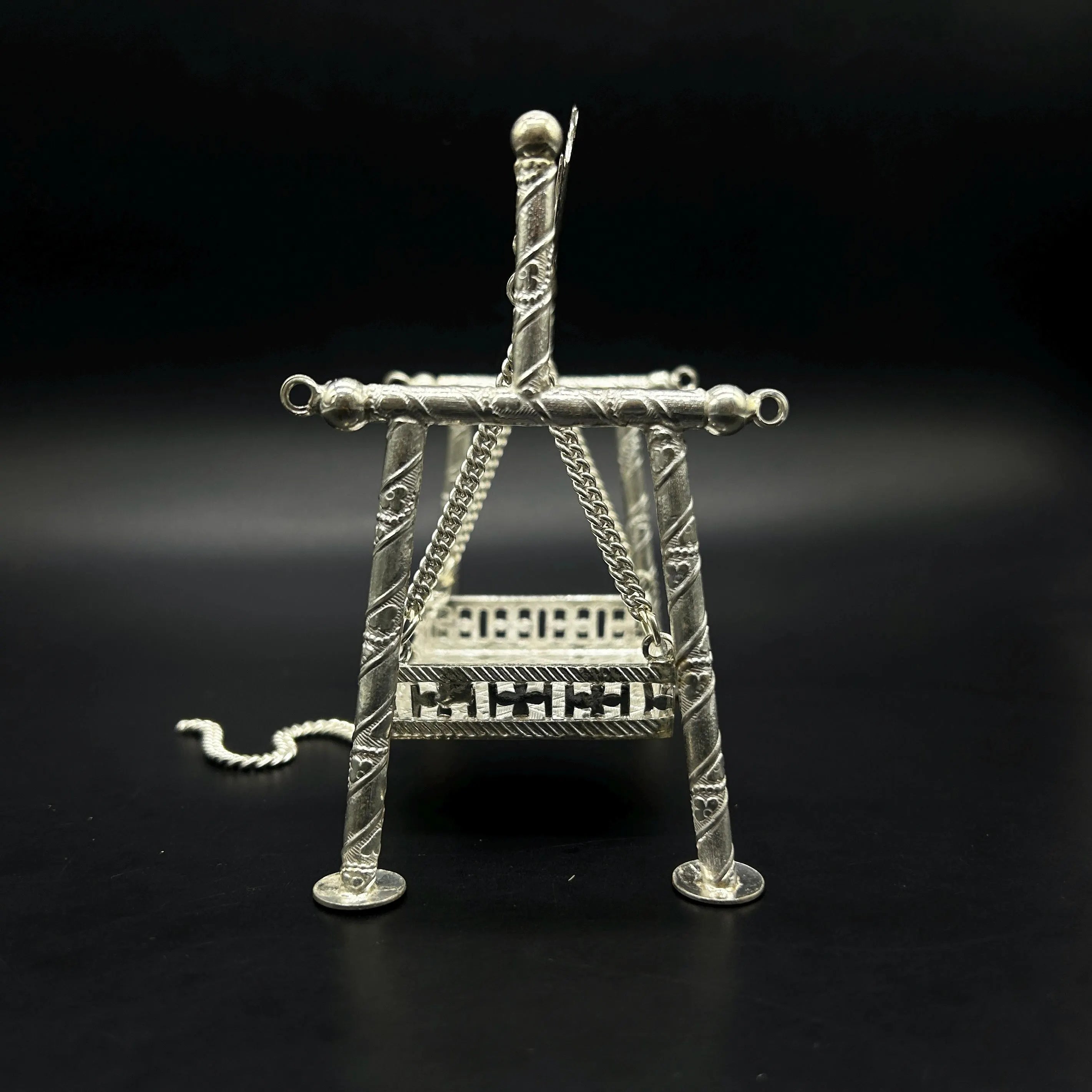 925 Sterling Silver Jhula with laddu gopal ji
