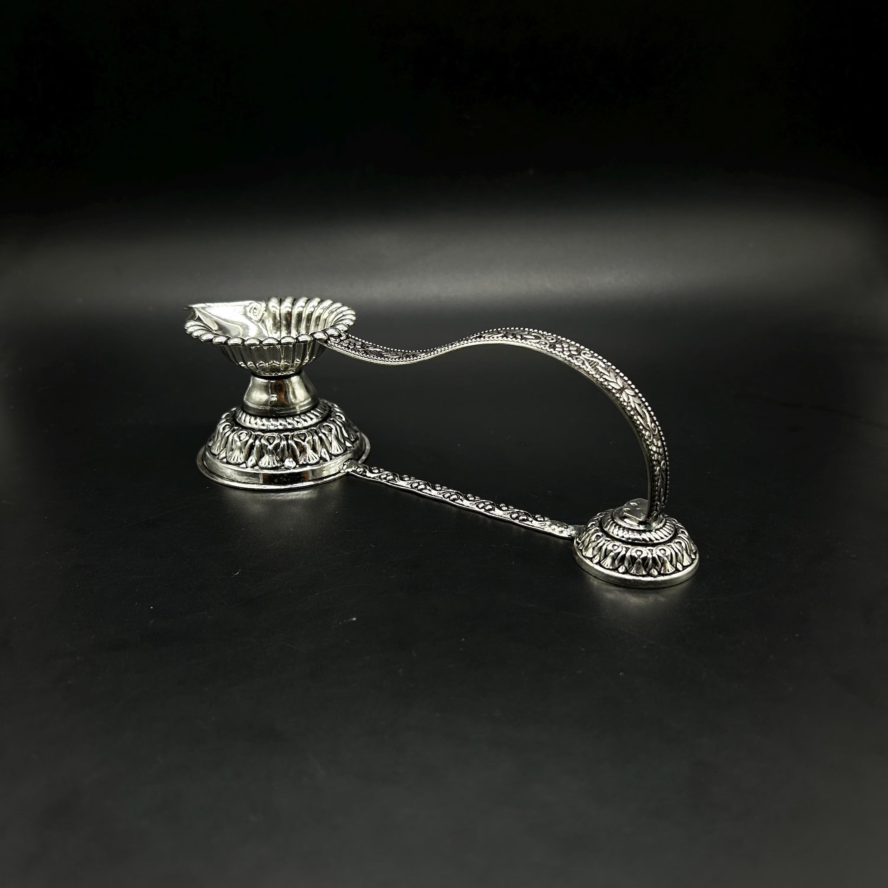 925 Sterling Silver Arti Stand