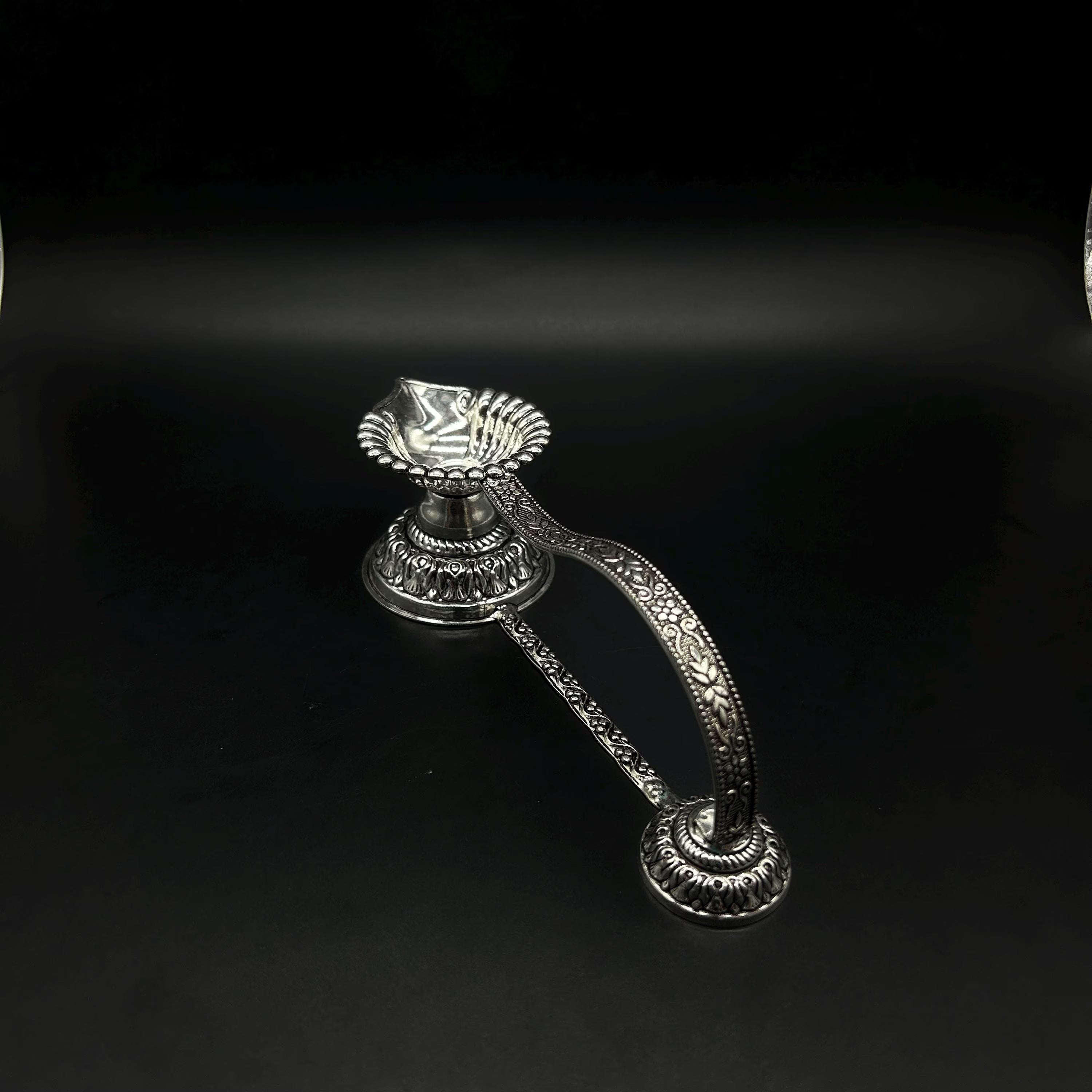 925 Sterling Silver Arti Stand