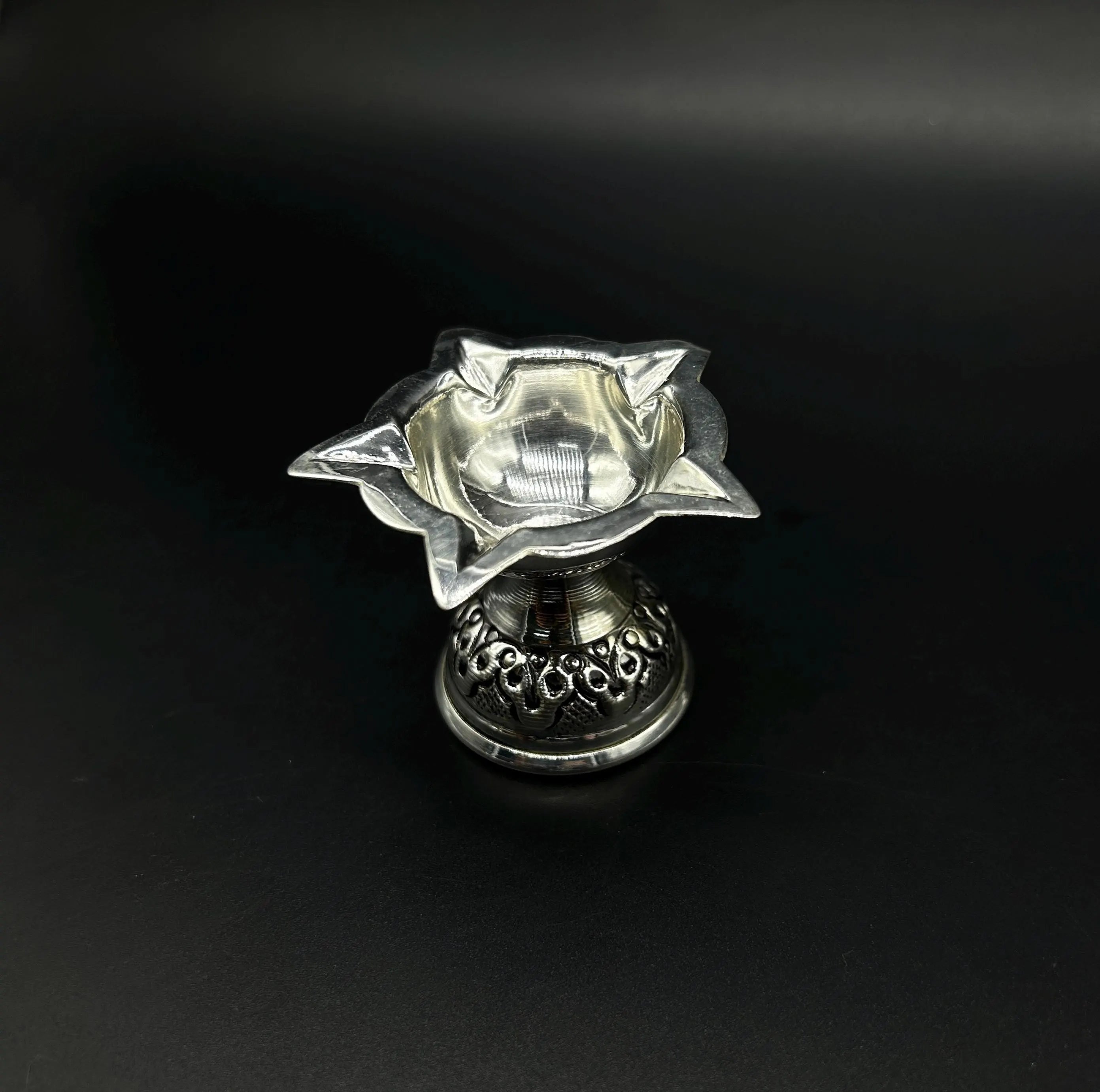 925 Sterling Silver Diya / Silver Antique Diya