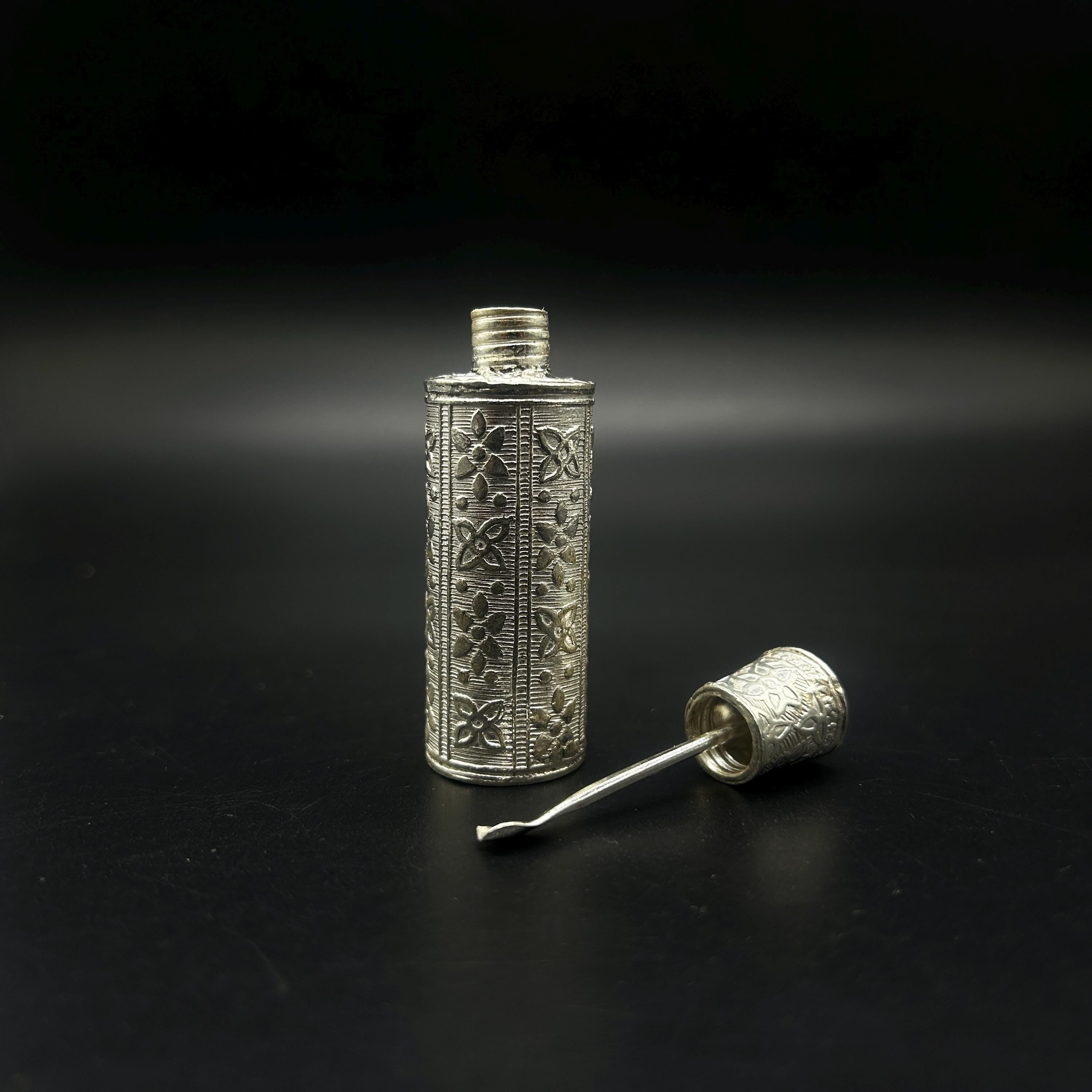 925 sterling silver , kajal box/casket box bridal Round shape sindhur box collection, container box, eyeliner box gifting.