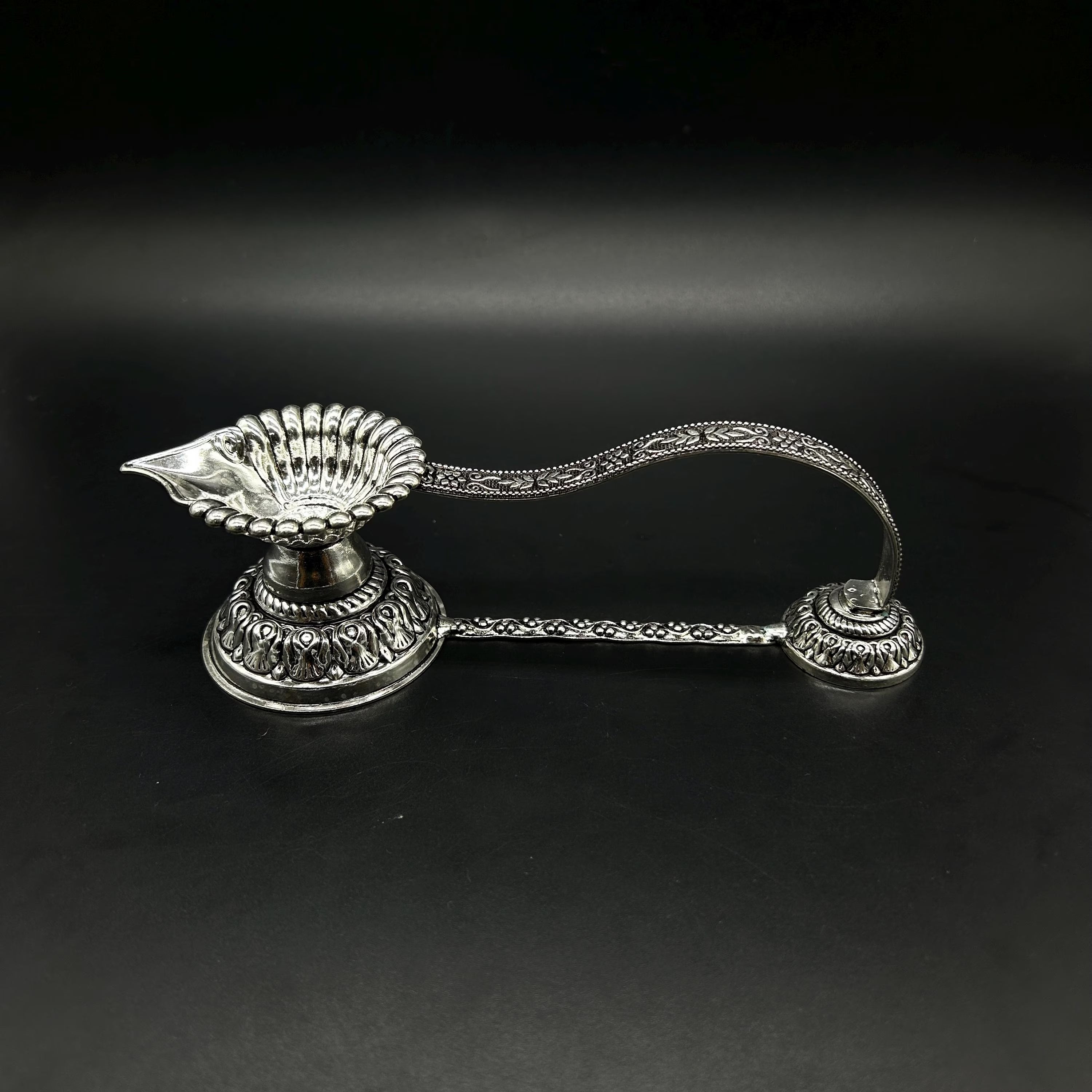 925 Sterling Silver Arti Stand