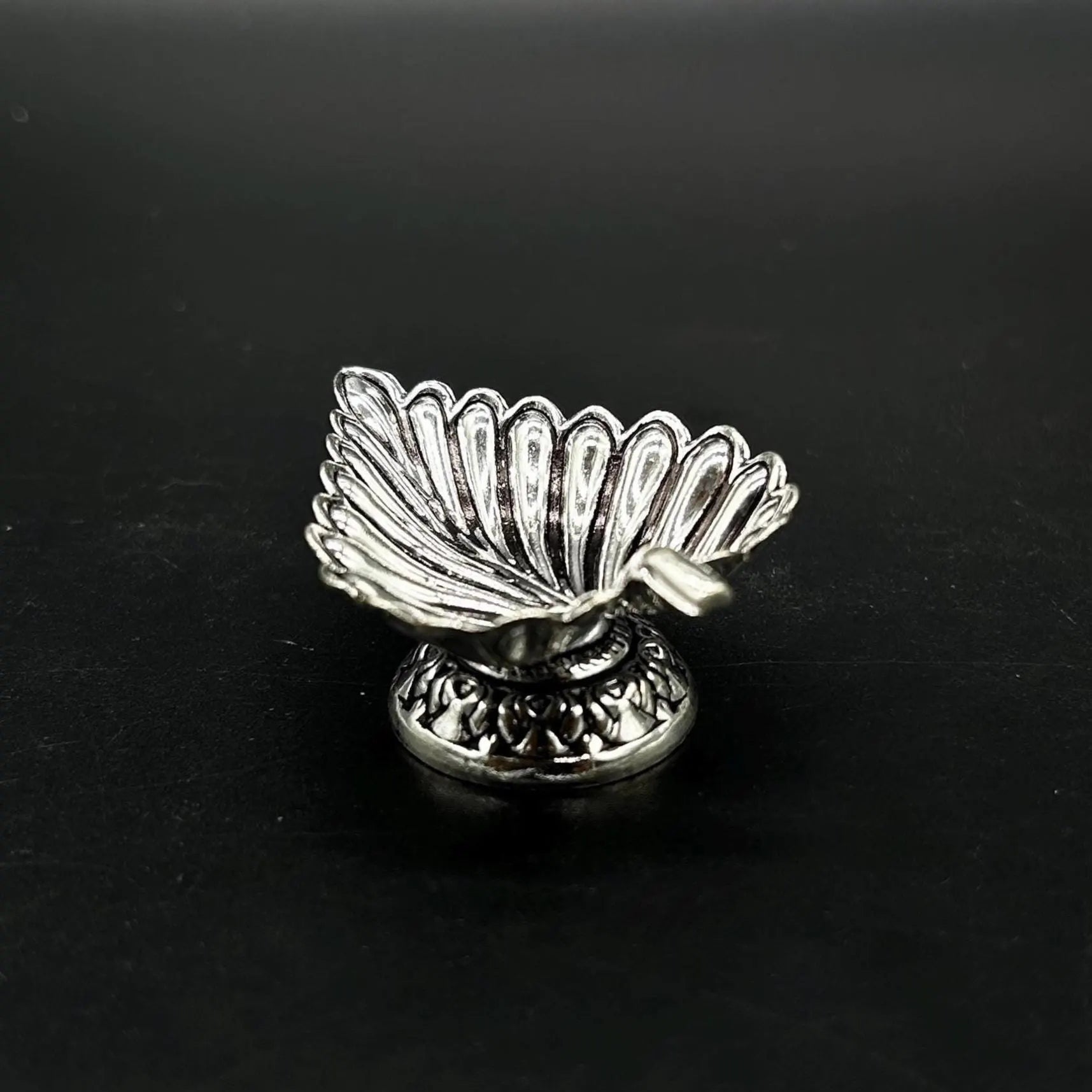 925 Sterling Silver Leaf Diya
